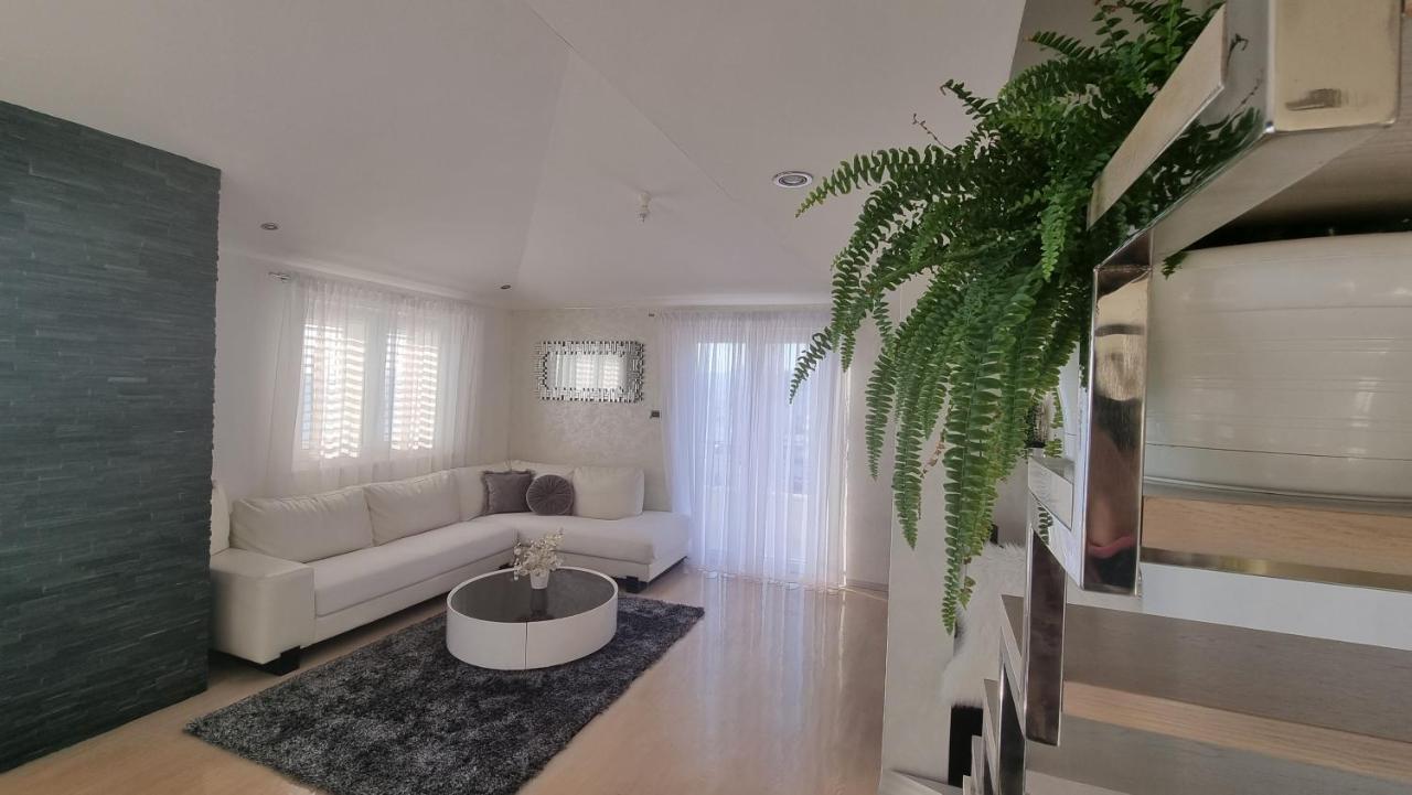 Dream Apartment Podstrana Esterno foto